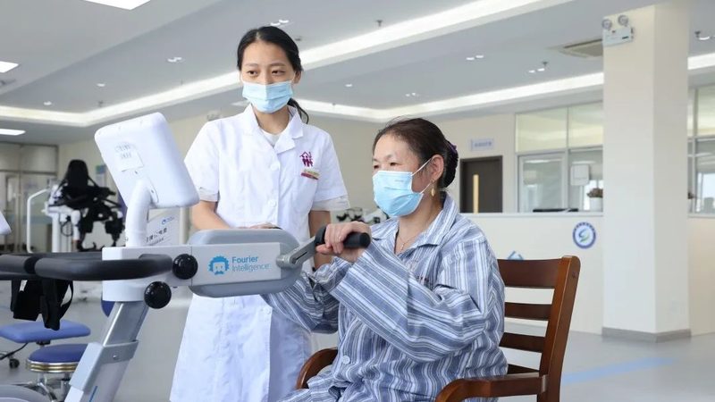 成都失能老人护理：科学方法与专业实践**