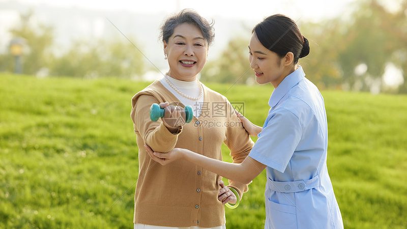 养老院营养餐食谱定制，费用如何？揭秘其中的门道
