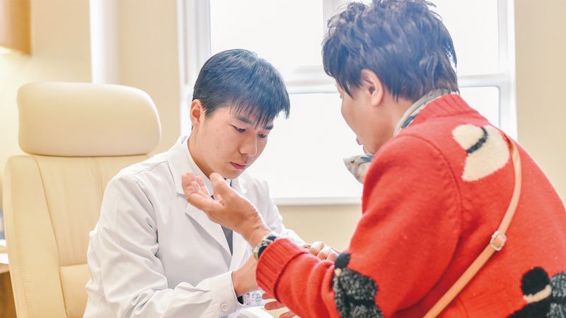 智慧养老：居家服务流程解析与公司排名参考